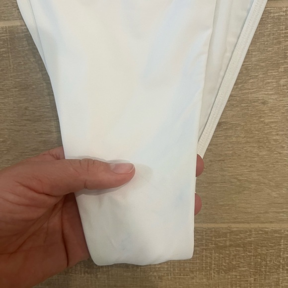 NWT Beach Bunny, the Noelani One Piece White Swimsuit,Size Large - Picture 9 of 13